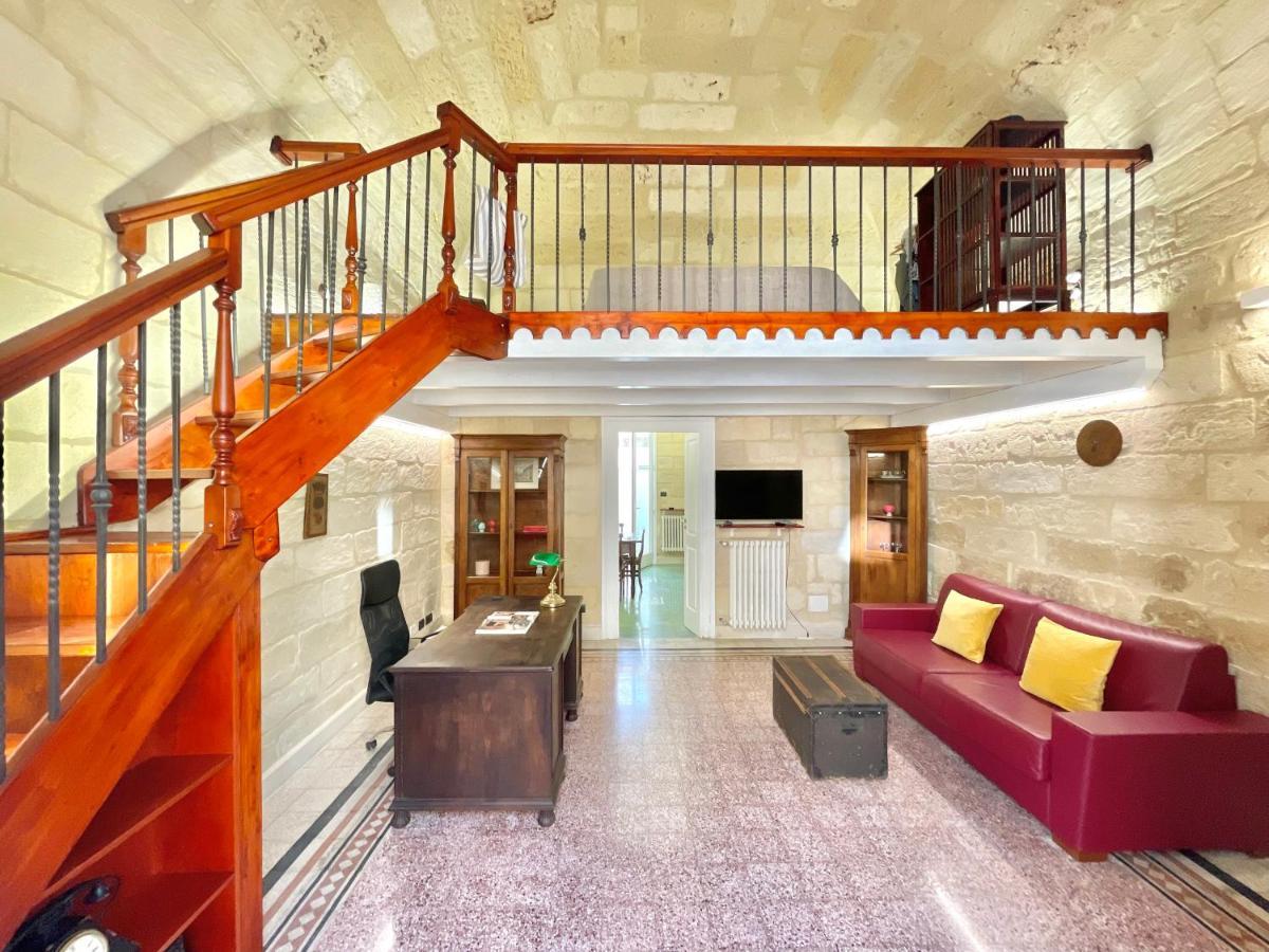 Vohis Luxury House - Fast Wi-Fi & Easy Parking Apartamento Lecce Exterior foto