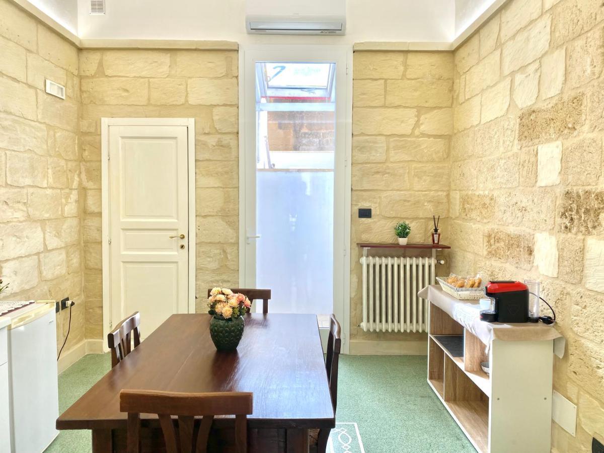Vohis Luxury House - Fast Wi-Fi & Easy Parking Apartamento Lecce Exterior foto